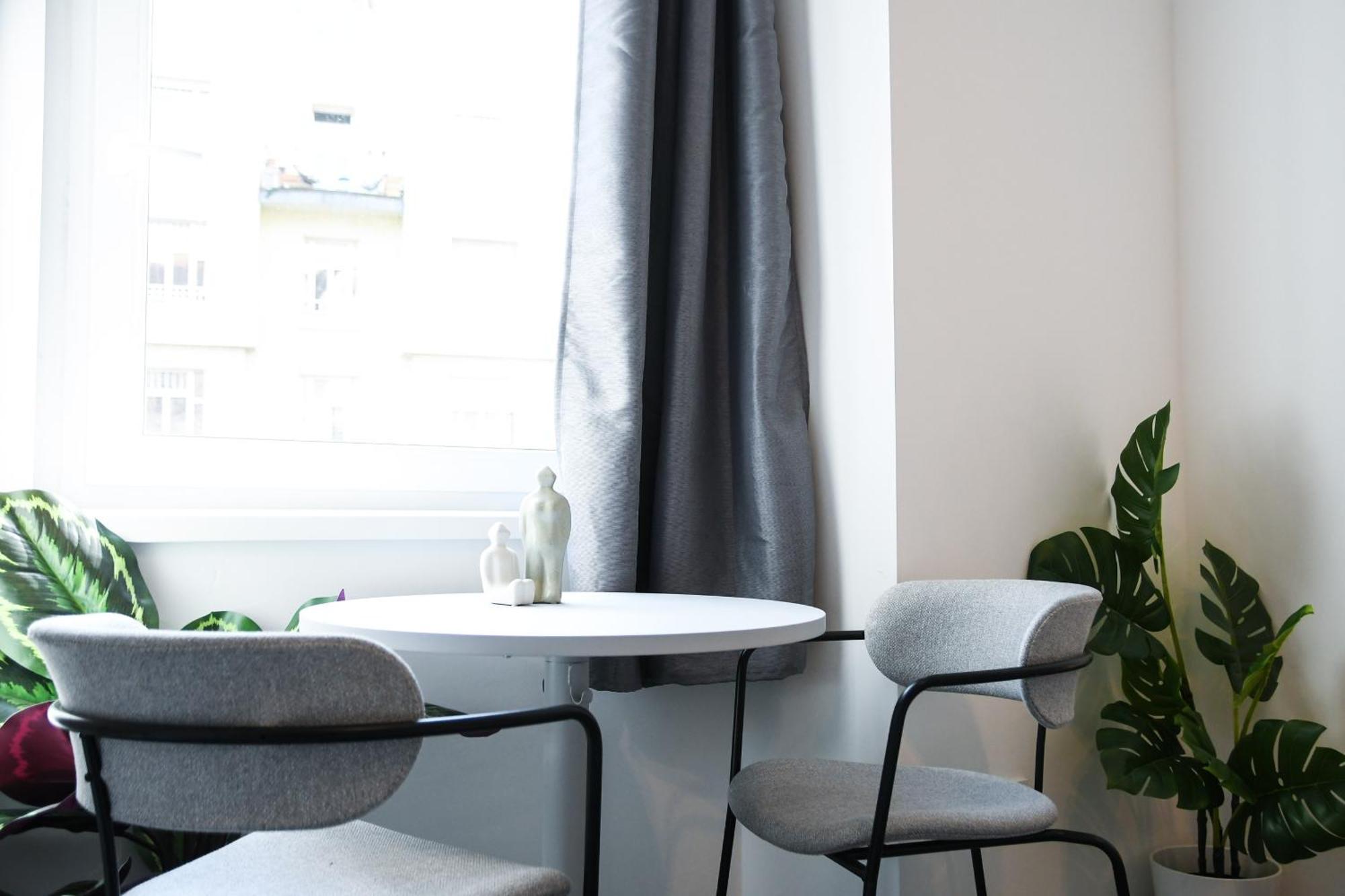 Buda Central Tiny Studios Budapest Ngoại thất bức ảnh