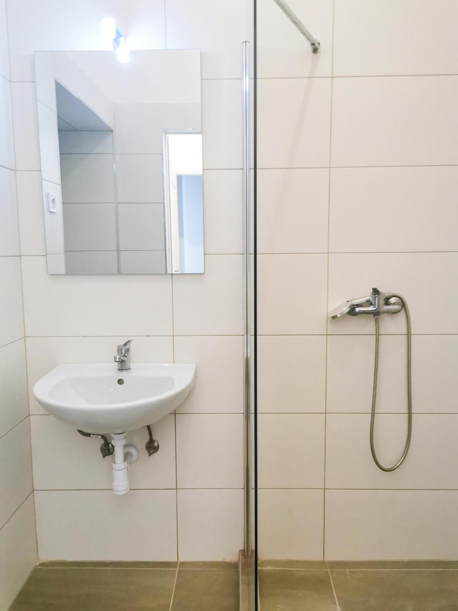 Buda Central Tiny Studios Budapest Ngoại thất bức ảnh